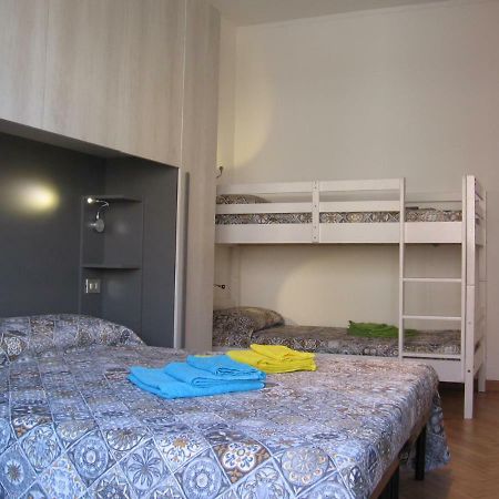 M1 Pasteur Holiday Home Milánó Kültér fotó