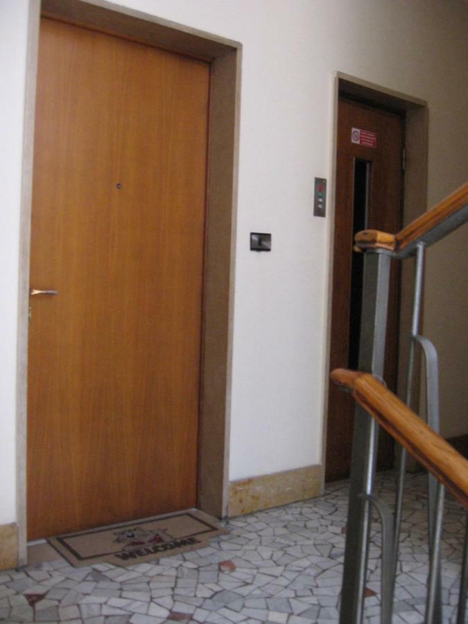 M1 Pasteur Holiday Home Milánó Kültér fotó